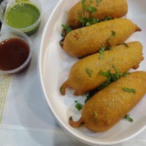 Chili Baji (6) / Masala Fries